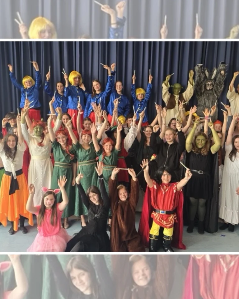 Bericht: Shrek das Musical JR GSD Tn2GKxpIa7ZgyzoNy4jf7gA6k