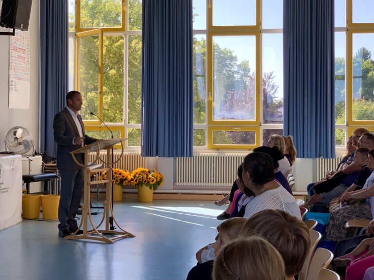 Einschulungsfeier der neuen fünften Klassen GSD FOmlYJnpEsMjT2HVwOXIIAQbB