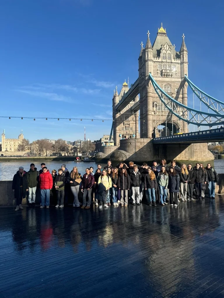 GSD yDe56dMas2PCst8TuyznR5b7P