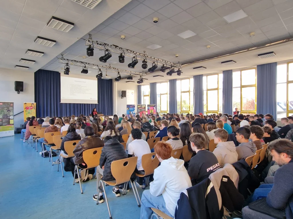 GSD HWJZNSpQF9a6NqI6350PTqZlg