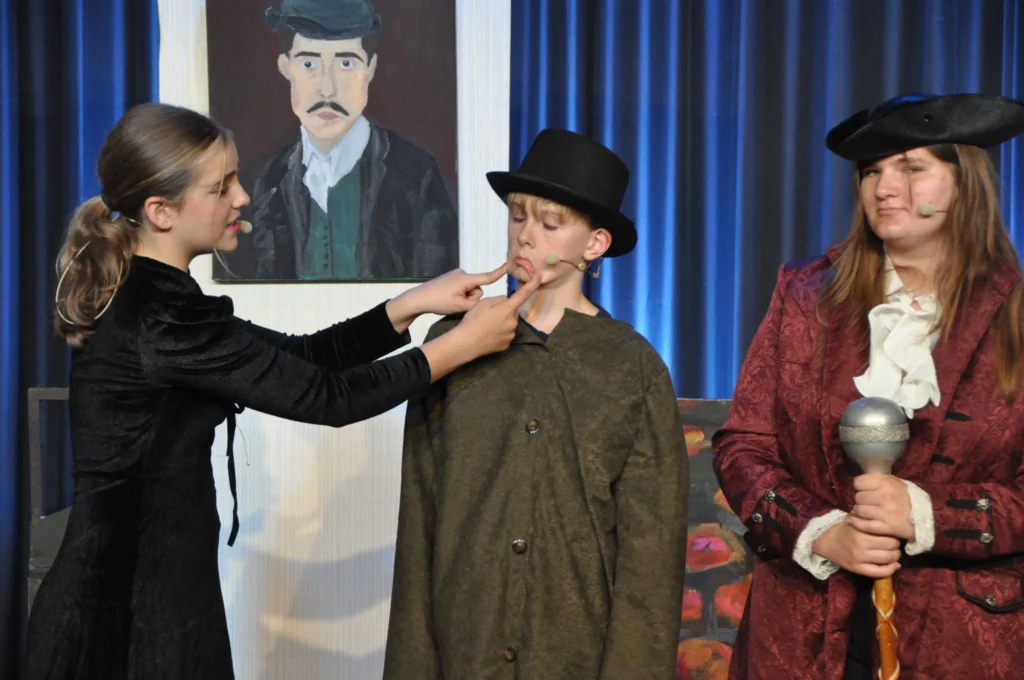 Standing Ovations für „Oliver!“: Erfolgreiche Musicalreihe an der Goetheschule endet mit emotionalem Finale GSD lvB05UvZJwhRpJ6b3ipiai1aB