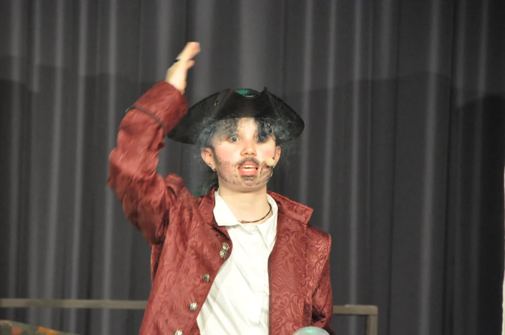 Standing Ovations für „Oliver!“: Erfolgreiche Musicalreihe an der Goetheschule endet mit emotionalem Finale GSD zMaBy9kEijD3RISdOenekdyEw