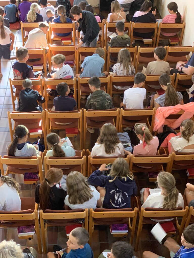 „Du bist wertvoll“ – Ökumenischer Einschulungsgottesdienst zum neuen Schuljahr GSD kU3PFNpBSleeBCROtdeck5qag